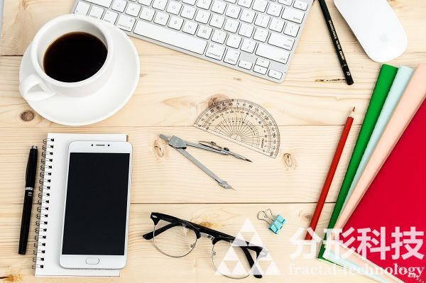 品牌網(wǎng)站設(shè)計(jì)：樹行業(yè)標(biāo)桿